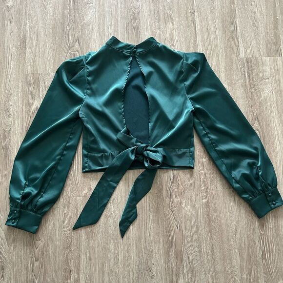 Emerald Mock Neck Blouse - Picture 7 of 8